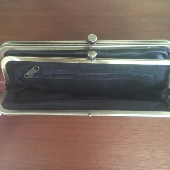 Geometric Print Clutch | ModCloth - Picture 5 of 6